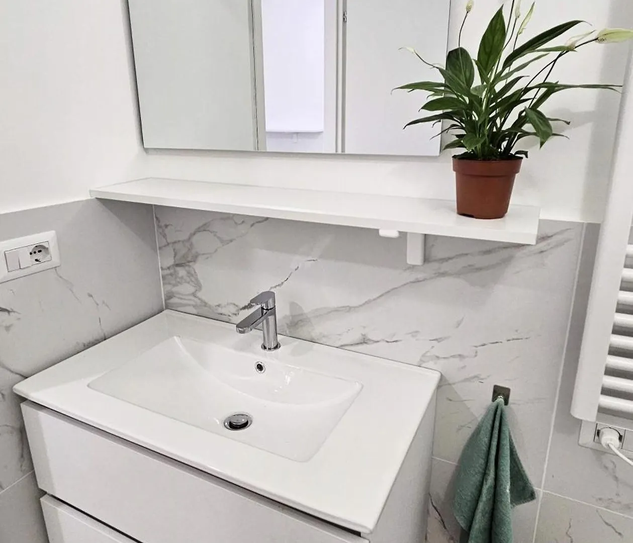 Apartment Duomo A 8 Min - Centro, Qc Terme, 2 Camere Milan Italy